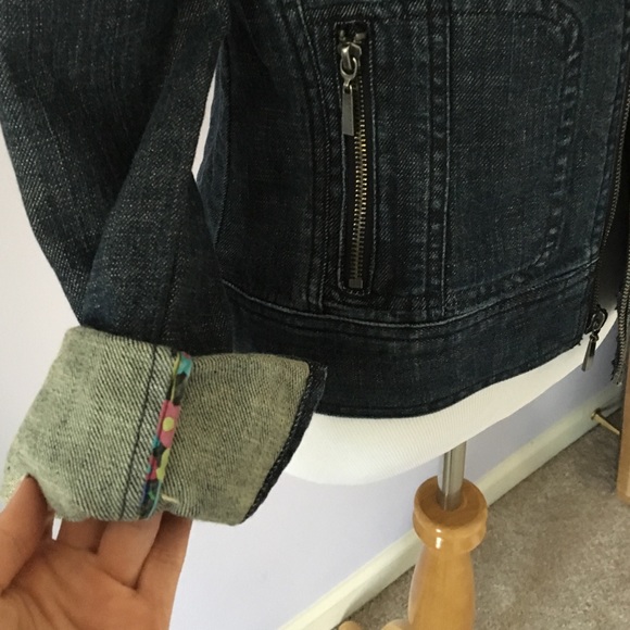 Denim jacket - Picture 2 of 3