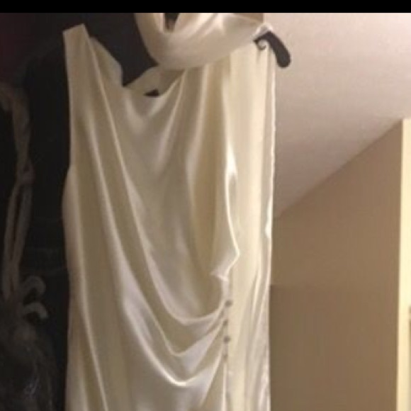 NEW NEVER WORN Diamond white gown
