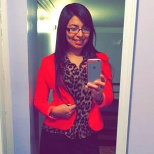 Meet your Posher, Aly