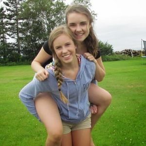 Meet your Posher, Danielle