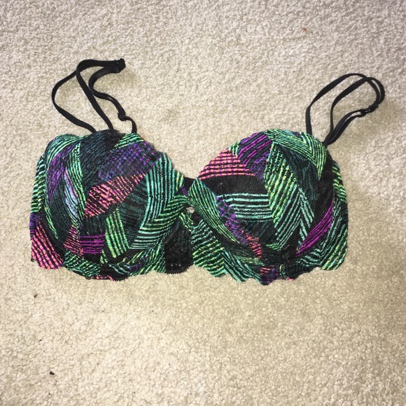 VS PINK DATE PUSH UP