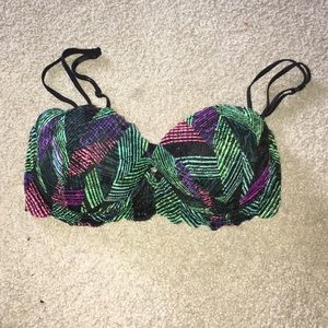 VS PINK DATE PUSH UP