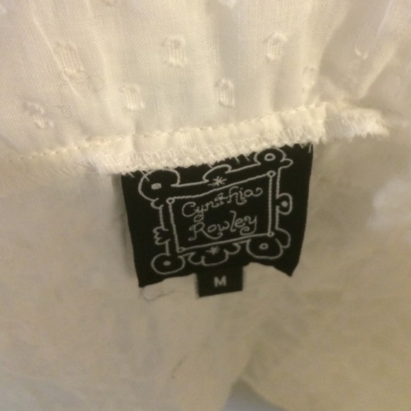 ADORABLE Cynthia Rowley White Lace Top - Picture 3 of 4