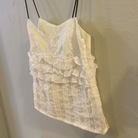 ADORABLE Cynthia Rowley White Lace Top - Picture 4 of 4