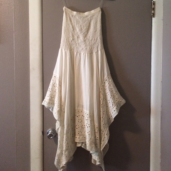 Dress - Picture 2 of 4