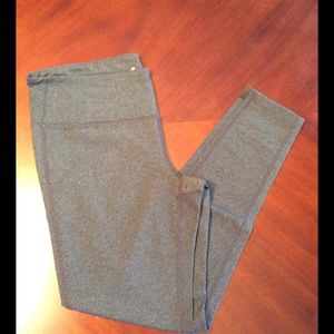 Athleta full length legging in black heather