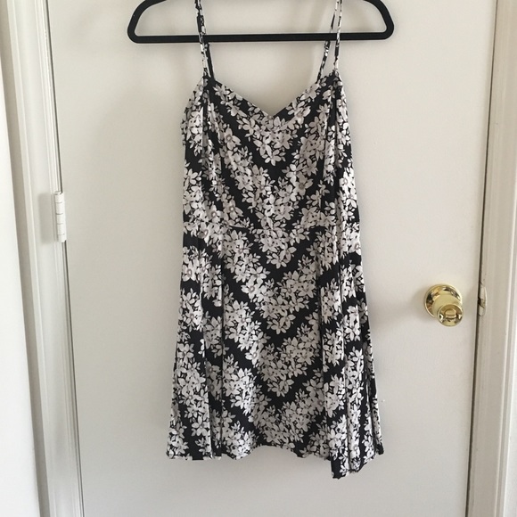 Aeropostale floral summer swing dress - Picture 1 of 3