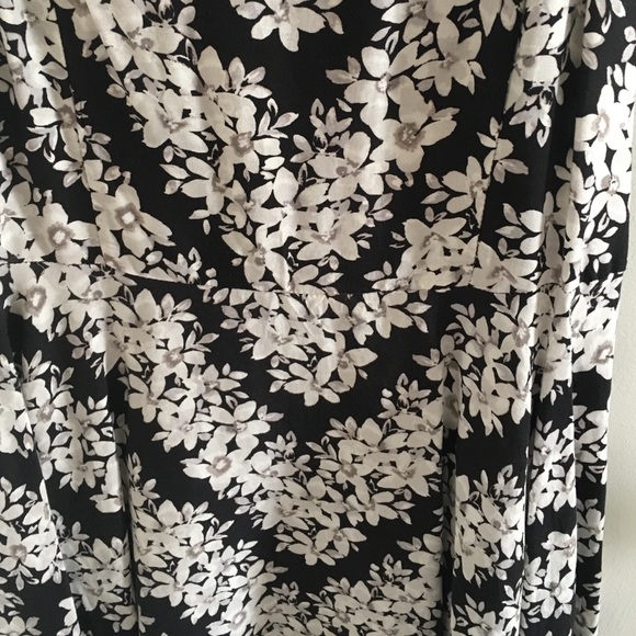 Aeropostale floral summer swing dress - Picture 2 of 3