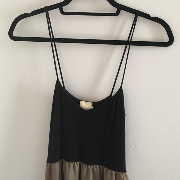 Tan and black hi-lo dress - Picture 3 of 3