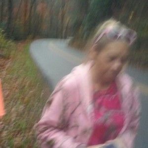 Meet your Posher, Dena