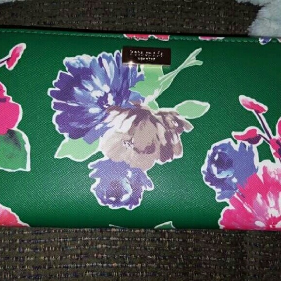 Nwt Floral Kate Spade Wallet