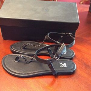 Joe's Jeans black leather thong sandals