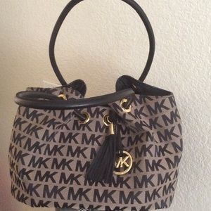 mk purse