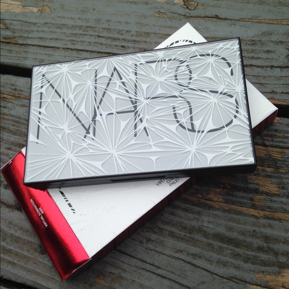 Nars virtual blush Authentic - Picture 3 of 3