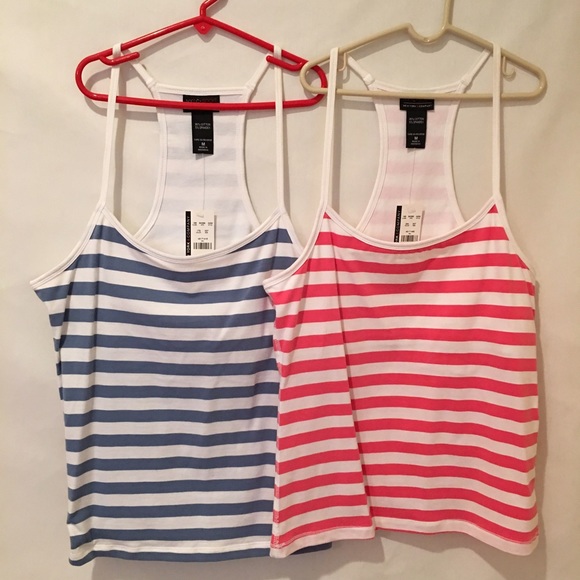 2 Tank tops