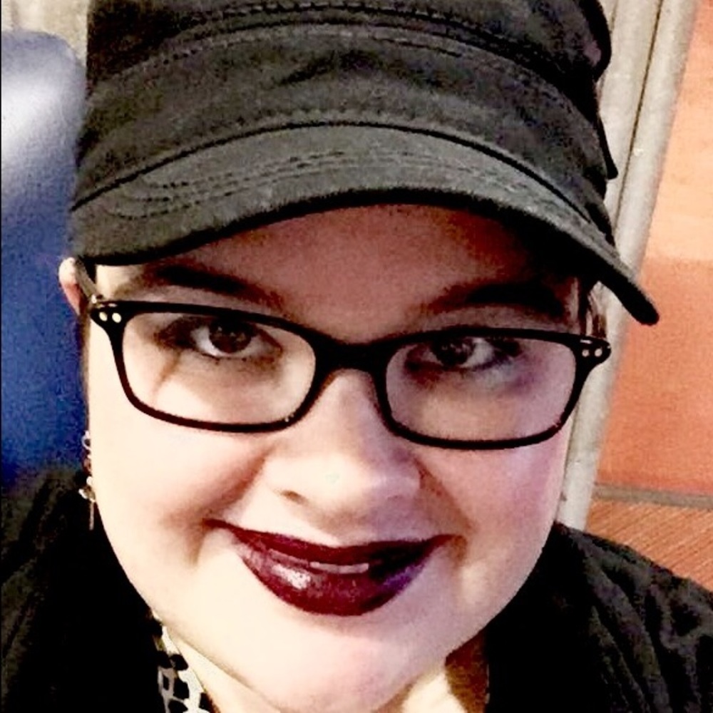 Meet your Posher, Emma