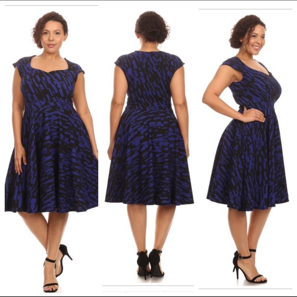 LAST ONE!! (Plus) Fit n Flare dress - Picture 3 of 3