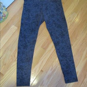 Navy leggings