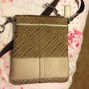 Cute authentic Coach cross body purse