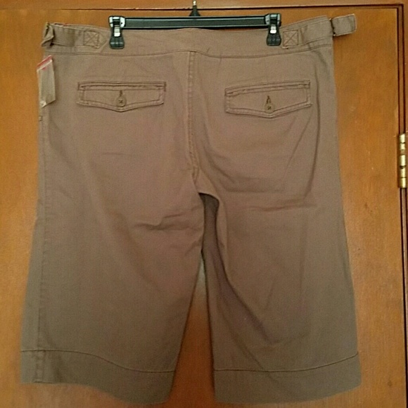 Shorts - Picture 2 of 2