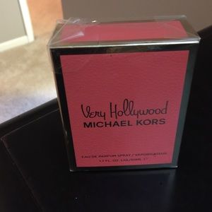 MICHAEL Kors- Very Hollywood perfume 1.7 ounce