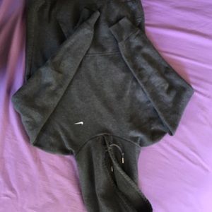 Nike pullover hoodie