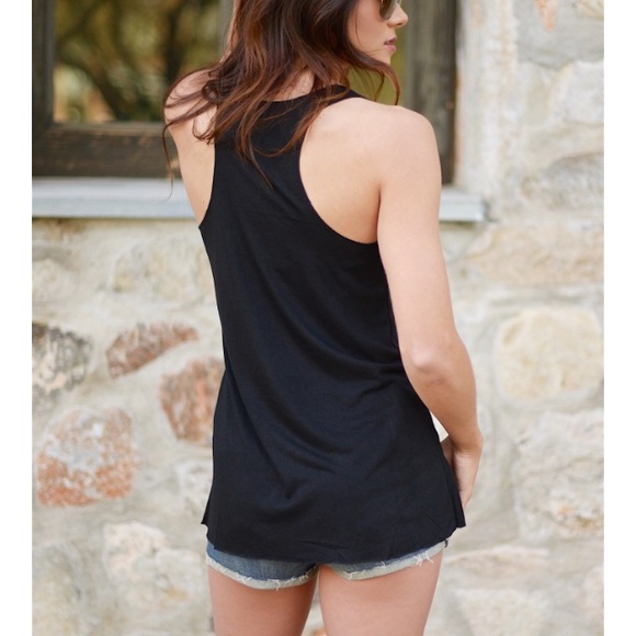 ๐SALE!๐ SMALL Pineapple Racerback Long Tank Top - Picture 3 of 4