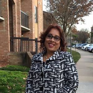 Meet your Posher, Norma lorena