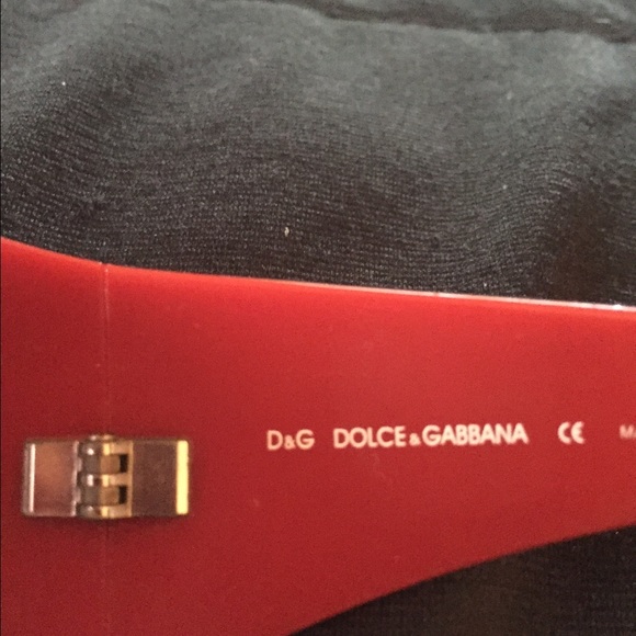 Red frame sunglasses - Picture 3 of 3