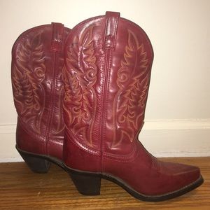 Laredo red cowgirl boots-great condition