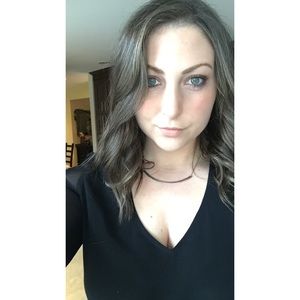 Meet your Posher, Mia