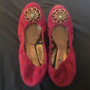 Tahari pink/magenta flats. Mid-condition