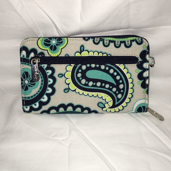 🎉🎉LOWEST PRICE🎉🎉 Thirty-One Wallet - Picture 3 of 3
