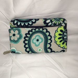 🎉🎉LOWEST PRICE🎉🎉 Thirty-One Wallet