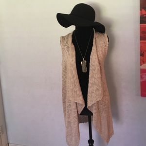 🐝MOSSIMO SWEATER VEST🐝