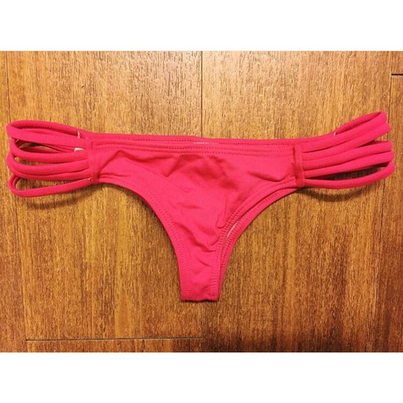 San Lorenzo thong bikini bottom• 🅿️🅿️ ONLY