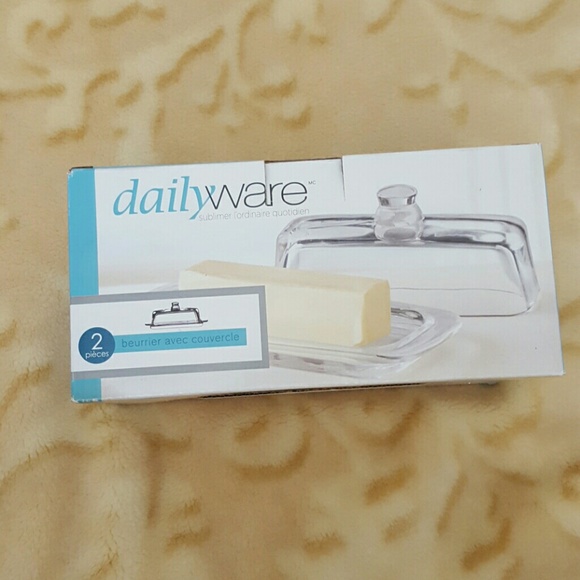 Butter dish with lid