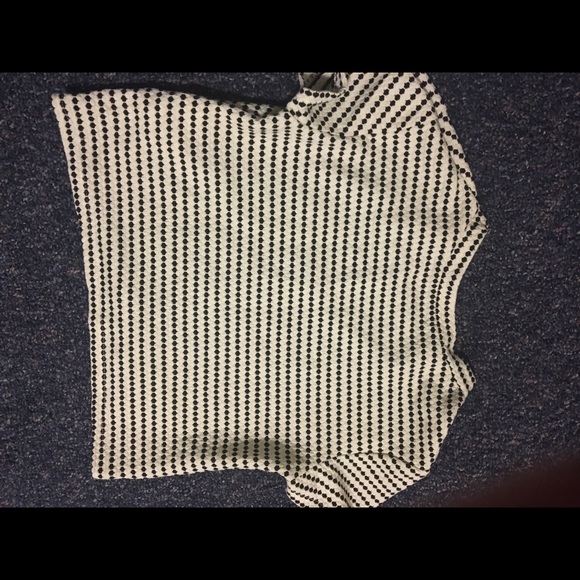 Zara crop top size small! ❤️ - Picture 3 of 4