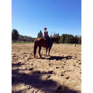 Meet your Posher, Brooke