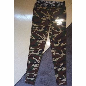 Young & Reckless Sweat Crew Classic Leggings