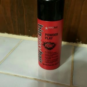 Big sexy hair powder play