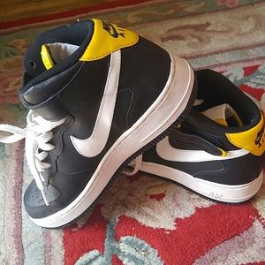 Nike shoes