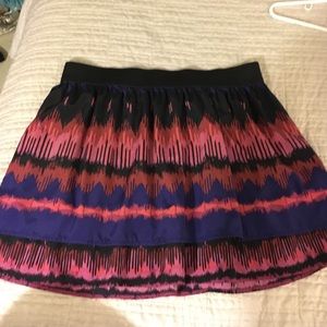 Multi-colored tiered skirt