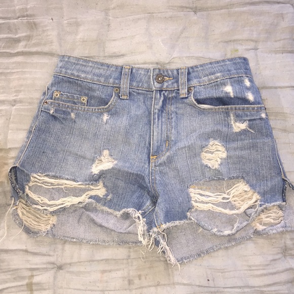 LF Carmar ripped jean shorts!!