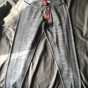 Nike joggers