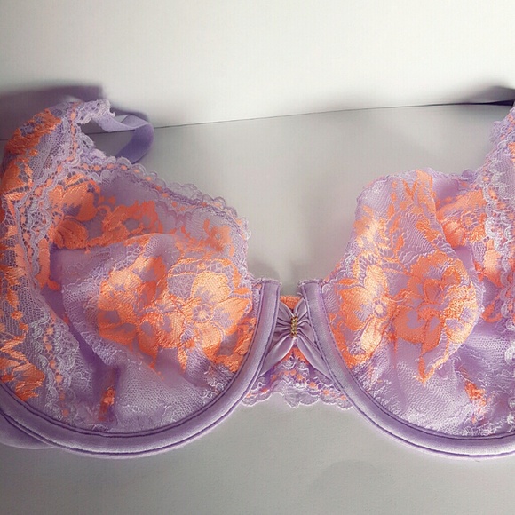 Victoria's Secret Other - 🔴CLEARANCE!! VS embroidered lace bra