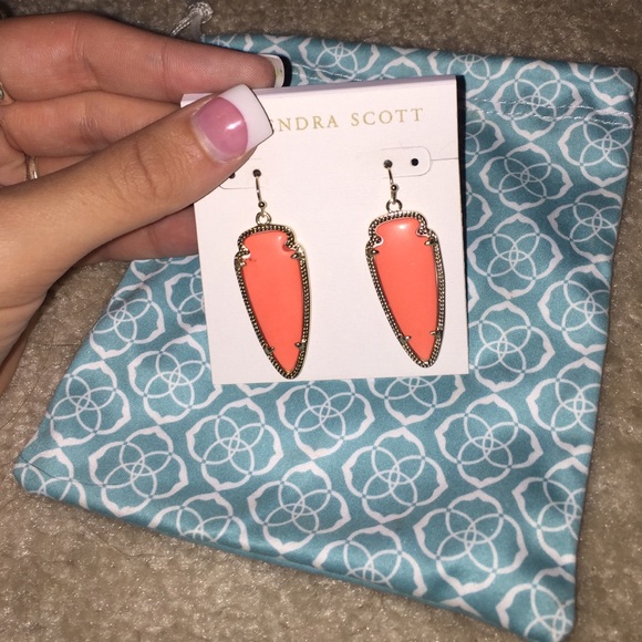 KS Coral Arrowheads