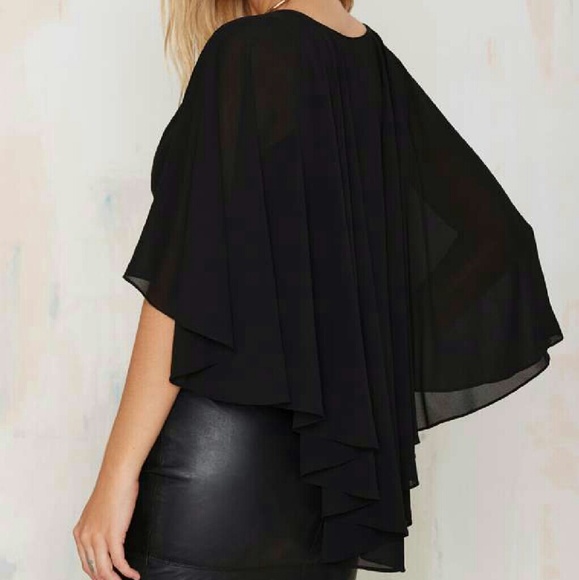 Cape Crop Top - Picture 2 of 3