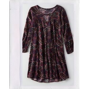 AE keyhole trapeze dress 🔑