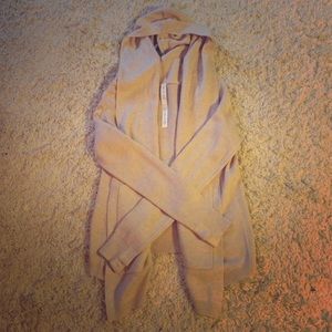 Lululemon cabin yogi wrap cardigan. Size 4. NWOT